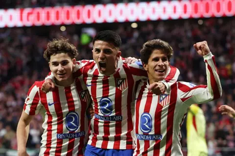 الثالث على التوالي.. أتلتيكو مدريد يفوز على إشبيلية في الدوري الإسباني